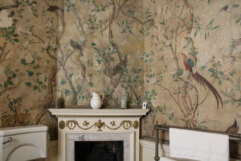 Bathroom Wall Coverings, Antique Interiors, Everything Has Changed, Paper Towns, Chinoiserie Wallpaper, Wes Anderson, Central London, Les Miserables, Twitter Header