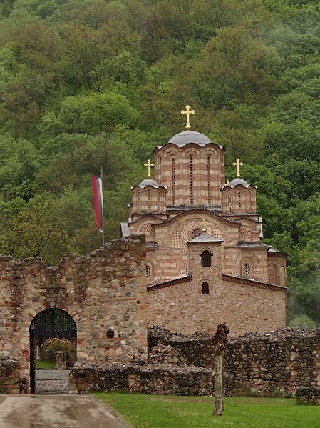 1370s Monastery Ravanica, Senje Serbia by Lazar Hrebeljanović. Serbian Monastery, Serbian Architecture, 14th Century Art, Orthodox Monastery, Bloc Party, Mount Athos, Christian History, 14th Century, Catholic Church