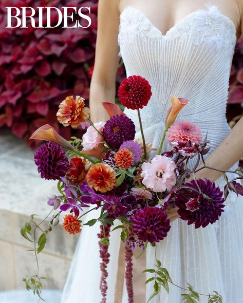 Exclusive: “Bachelor in Paradise” stars @abigail_heringer and @noah_erb took us inside their Tulsa, Oklahoma, wedding weekend that was bursting with autumnal hues. 💜See the details plus exclusive quotes from the couple on their hometown celebration planned by @everandivyevents and shot by @lauren.e.rader at the link in bio. 📷: @lauren.e.rader 📋: @everandivyevents 🎥: @meganreeves.co 💐: @emeraldandolive 👗: @nettabenshabu.official @jaxonjamescouturebridal 📍: @philbrookmuseum 💇‍♀️: @chelseaberg... Adult Birthday Themes, Anenome Flower, Purple And Red Wedding, Calla Lillies Bouquet, Exclusive Quotes, Red Flower Bouquet, Red Bridal Bouquet, Modern Castle, Celebrity Bride