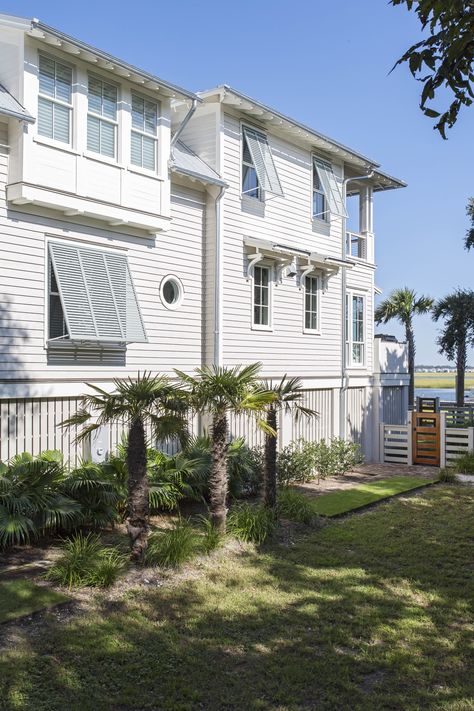 Charleston Sc Architecture, Porch Skirt, West Indies House, Commercial Building Design, Lighthouse Design, Coastal Exterior, British West Indies, Beach House Exterior, House Details