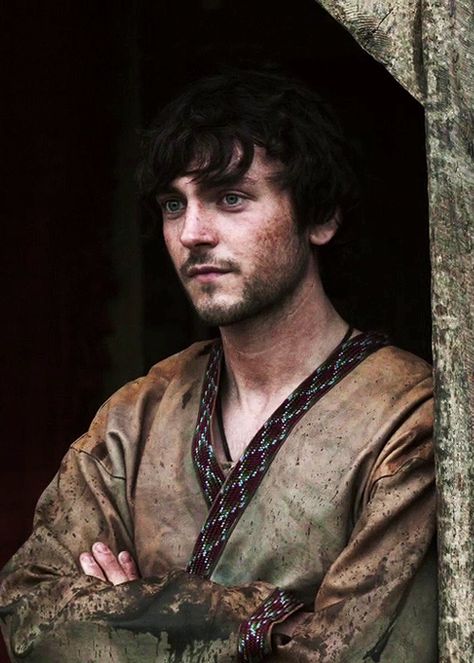 George Blagden Vikings, Vikings History, George Blagden, King Ragnar, Viking Series, Vikings Tv Series, Vikings Tv Show, Vikings Ragnar, Vikings Tv