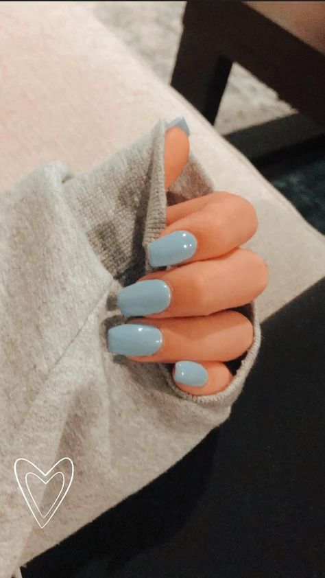 Perfect Nail Color, Plain Acrylic Nails, Solid Color Acrylic Nails, Cute Nail Colors, Plain Nails, Solid Color Nails, Spring Acrylic Nails, One Color Nails, Simple Gel Nails