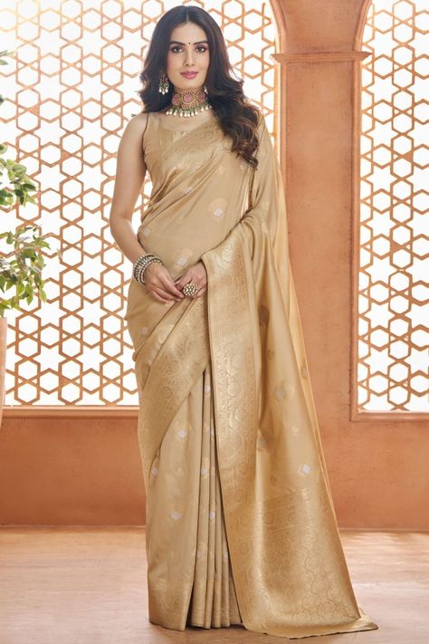 Beige Zari Woven Pure Banarasi Silk Saree Saree For Women Indian, Cream Saree, Banarasi Sari, Reception Saree, Peach Saree, Indian Party, Indian Saree Blouse, Indian Party Wear, Saree For Women