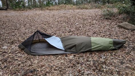 This One Pound Backpack Turns Into A Tent Bivy Tent, Motorcycle Trailer, Ultralight Backpacking, Backpacking Tent, Mini 8, Survival Life, Adventure Gear, One Pound, Camping Backpack