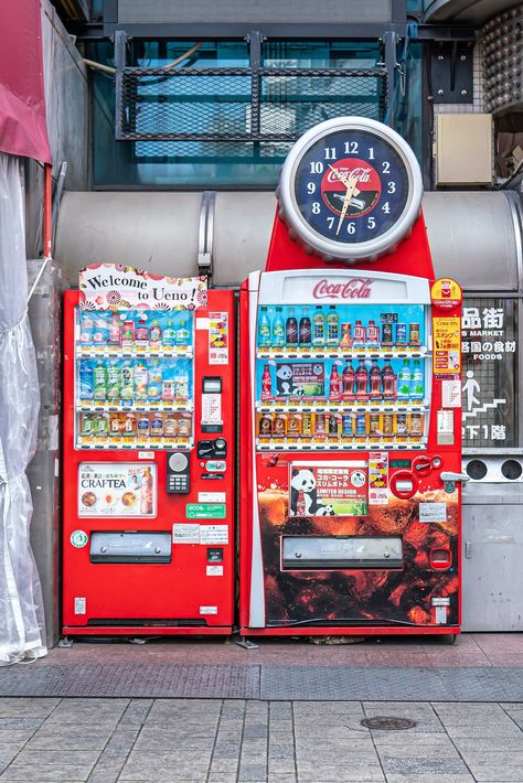 Vending Machine Drawing, Japan Vending Machine, Visual Drawing, Drawing Library, Vendor Machine, Seaside Design, Vending Machines In Japan, Vending Machine Design, Machine Drawing