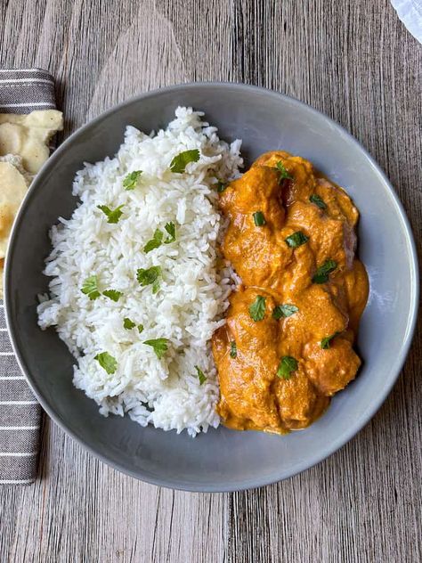 Tofu Butter Masala Tofu Butter Masala, Traditional Butter Chicken, Chicken Substitute, Sauteed Tofu, Butter Masala Recipe, Tofu Marinade, Butter Masala, Cooking Basmati Rice, Masala Sauce