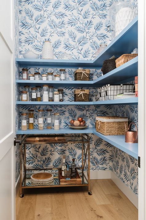 wallpapered pantry Diy Pantry Organization Ideas, Organizing Snacks, Pantry Wallpaper, Closet Wallpaper, White Pantry, Diy Pantry Organization, Dream Pantry, Blue Shelves, Ideas For Organizing