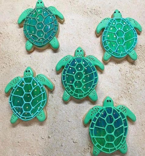 Sea Turtle Cookies Decorated, Turtle Cookies Decorated, Cookie Techniques, Turtle Cookies, Fun Cookies, Birthday Cookies, Sugar Cookies, Cookie Decorating, Sugar Cookie