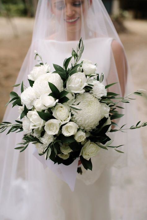 Greenery Wedding Bouquet, Green Wedding Bouquet, Wedding Flowers Hydrangea, Wedding Flower Guide, White Bridal Bouquet, Wedding Flowers Summer, White Wedding Bouquets, Melbourne Wedding, White Wedding Flowers