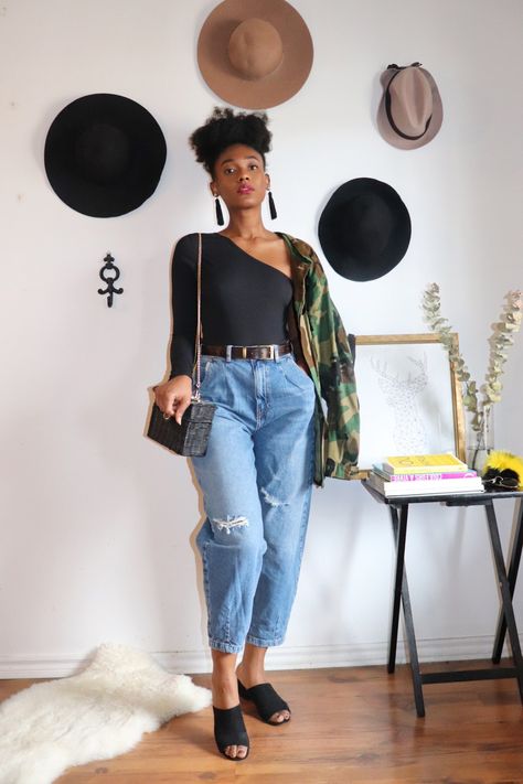 Spring Work Outfit Black Women, Minimalist Black Women Fashion, Afro Minimalist Fashion, Cute Casual Outfits For Spring Black Women, Black Women Style, Minimalist Fashion Black Women, Vibrant Outfits, Spring Summer Trends, Summer Attire