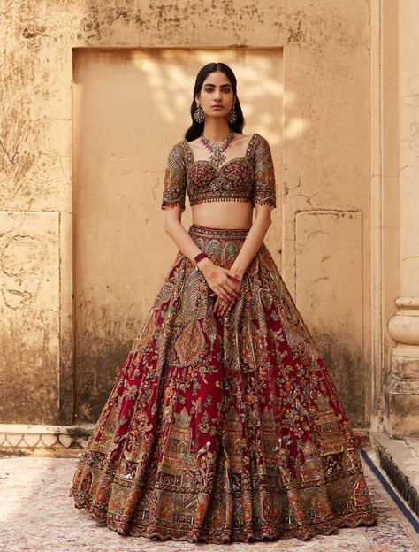 Roqa | Red Scarlet Lehenga Set | INDIASPOPUP.COM Trendy Wedding Lehenga For Bride, Golden Red Lehenga, Deep Red Lehenga, Tomato Red Bridal Lehenga, Golden Lehnga Look, Simple Indian Bridal Outfit, Maroon Lehenga Brides, Indian Wedding Lehenga Bridal Red, Brown Bridal Lehenga