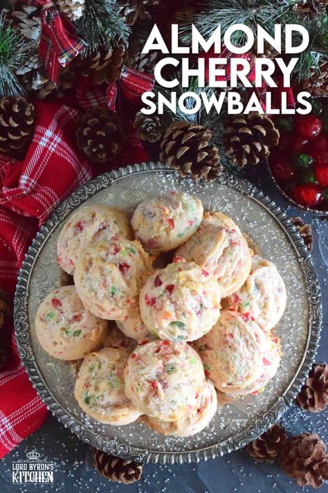 Cherry Snowballs, Christmas Dessert Cookies, Candied Cherries, Christmas Party Treats, Christmas At Home, Cherry Cookies, Snowball Cookies, Xmas Cake, Holiday Recipes Christmas