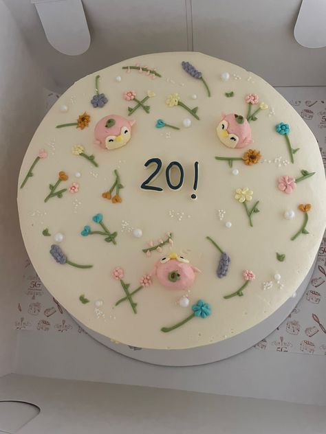 Cake Decorating 20th Birthday, Bento Cake 20th Birthday, Aesthetic Treats, 20th Birthday Cake, Food References, Box Cakes, 20 Birthday Cake, 20 Birthday, Birthday Inspo