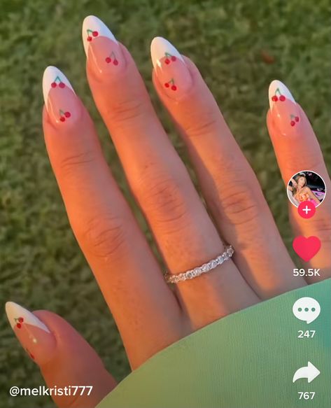 Cute Simple Nails, Cherry Nails, Simple Gel Nails, Summery Nails, Red Nail, Short Nail Designs, Oval Nails, Floral Nails, Cute Acrylic Nails