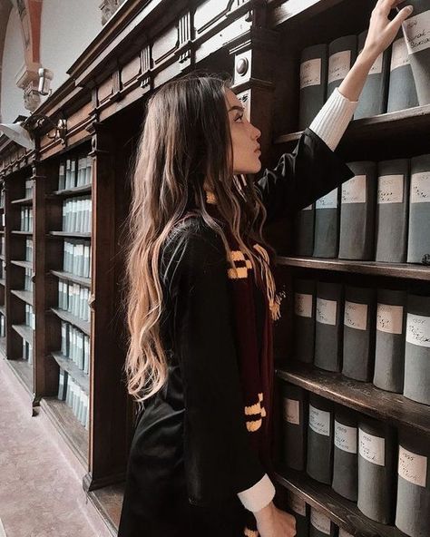 #lawyer #career #dreamjob Photo Harry Potter, Law School Inspiration, Gryffindor Aesthetic, Women Lawyer, Buku Harry Potter, Hogwarts Aesthetic, Wizarding World Of Harry Potter, Harry Potter World, Book Aesthetic