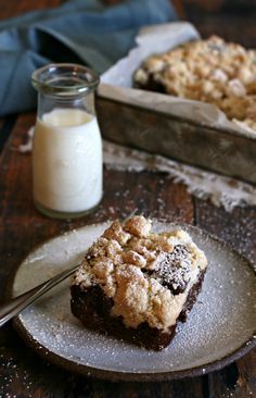 Chocolate Crumb Snack Cake Chocolate Crumb Cake, Coffee Crumble, Crumb Cakes, Dessert Inspiration, Chocolate Crumbs, Cake Cafe, Crumble Cake, Baking Goods, Gateaux Cake