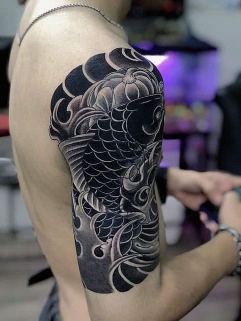 Yakuza Koi Fish Tattoo, ငါးကြင်း Tattoo Black, Koi Fish Tattoo Cover Up, Cover Up Tattoos For Men Shoulder, Dark Koi Fish Tattoo, Jappo Tattoo, Japanese Cover Up Tattoo, Japanese Koi Fish Tattoo Sleeve, Tatto Koi