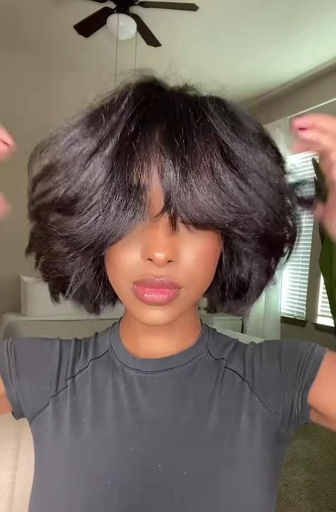 Curtain Bang Bob Black Women, Bob Hairstyles Oval Face, Curtain Bangs Short Hair Black Women, Curtain Bang Bob, Fluffy Bob Black Women, Bob Black Women, Pressed Natural Hair, Bob Black, Loc Inspiration