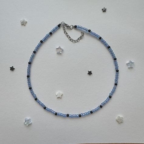 blue beaded necklace! ⋆. ݁⭒ #beadedjewelry #handmadejewelry #jewelry . Simple Beaded Necklace Ideas, Beaded Jewelry Business, Blue Beads Necklace, Pearl Diy, Pearls Diy, Blue Beaded Necklace, Diy Wire Jewelry, Handmade Wire Jewelry, Blue Necklace