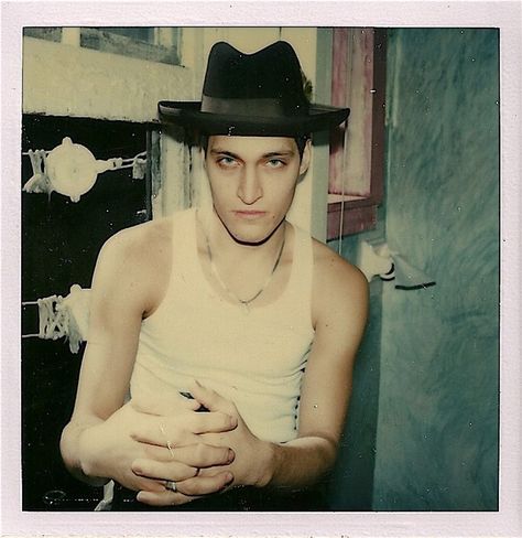 Sheet Noise on Instagram: “Vincent Gallo Polaroid by Rhonda Paster Corte, early 80s. #vincentgallo #bohack #rhondapaster #nowave” Vincent Gallo, Acid House, Downtown New York, Charming Man, Man Ray, Bad Person, Fashion Music, Dark Photography, Dream Guy