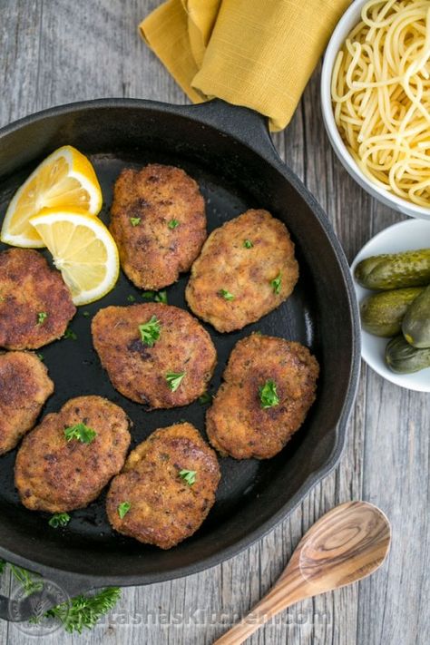 Chicken and Beef Croquettes (Pozharsky Kotleti) Kotleti Recipe, Beef Croquettes, Chicken Croquettes, Chicken And Beef, Croquettes Recipe, Eastern European Recipes, Chicken Zucchini, Ukrainian Recipes, Recipe Chicken