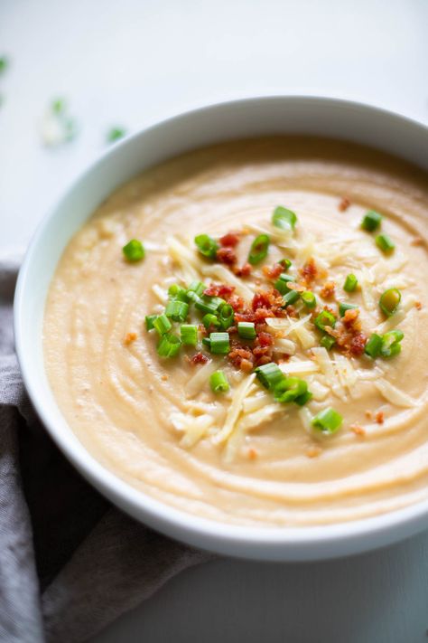 Potato Cauliflower Soup, Cauliflower Potato Soup, Running On Real Food, Baked Recipe, Broth Soup, Cauliflower Potatoes, Bacon Cauliflower, Cauliflower Soup Recipes, Food Vegetarian