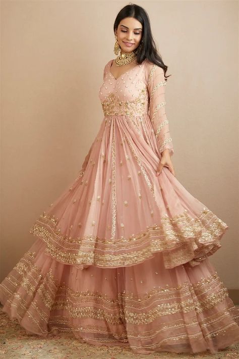 Pengantin India, Indian Bride Outfits, Latest Bridal Dresses, Traditional Indian Dress, Pakistani Fancy Dresses, Desi Fashion Casual, Beautiful Pakistani Dresses, Fancy Dresses Long, Indian Dresses Traditional