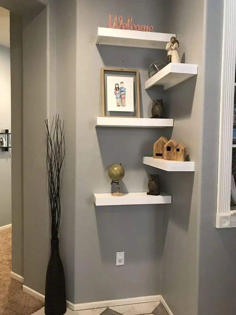 Small Corner Shelves Living Room, Floating Shelves Dining Room Corner, Small Corner Floating Shelves, Upstairs Corner Decor, Bathroom Corner Glass Shelves, Small Wall Floating Shelves, Corner Piece Decor, Floating Shelves Corner Living Room, Corner Shelves Living Room Modern