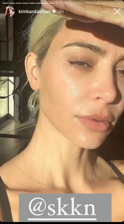 Kim Kardashian just showed her real skin texture and hyperpigmentation in a makeup-free video- CosmopolitanUK Kim Kardashian Skin Care, Kim Kardashian Without Makeup, Real Skin Texture, Kim Kardashian Makeup, Celebs Without Makeup, Morning Skincare Routine, Real Skin, Celebrity Skin, Morning Skincare