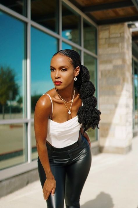 Beautiful black woman with red matte lipstick wearing a white, mesh bustier and faux leather pants & beautiful, long natural hair ponytail. Leather Pants Winter Outfit, Pants Winter Outfit, Thick Natural Hair, Afro Punk Fashion, Bubble Ponytail, Style Bubble, Outfit 2022, Girls Natural Hairstyles, Natural Black Women