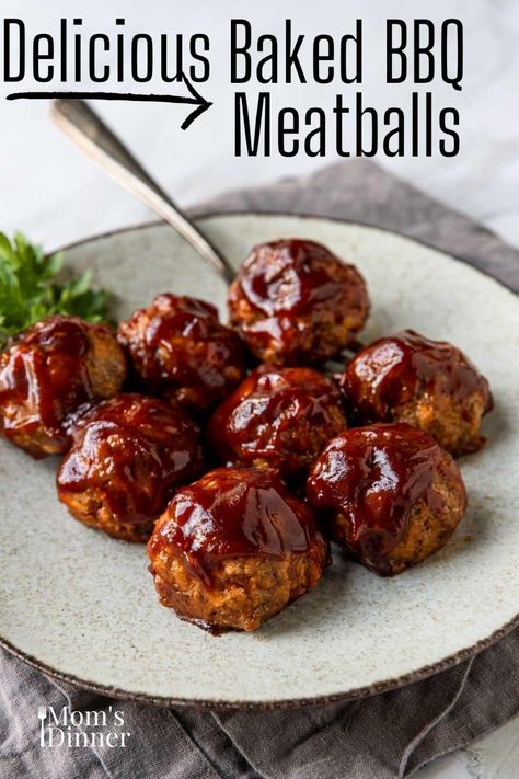 Super flavorful BBQ Meatballs that bake up perfectly in your oven. Its a simple recipe that doesn't require any sauteing or browning before baking! Baked Bbq Meatballs, Homemade Bbq Meatballs, Bbq Meatball Recipe, Comfy Kitchen, Barbecue Meatballs, Meal Train, Meatball Dinner, Bbq Meatballs, 30th Party