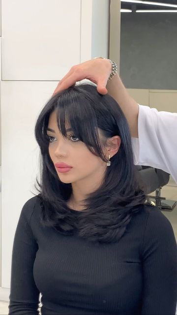 Mecitalkaofficial ® on Instagram: "Curtain bangs ✨ #haircut #curtainbangs #hair #hairtutorial #naturalhair #makeupcoach #hairofinstagram" Short Curtain Bang, 2023 Curtain Bangs, Curtainbangs Hair, Curtain Bangs With Short Hair, Curtain Bangs Haircut, Short Curtain Bangs, Bangs Haircut, Curtain Bangs Short, Short Curtain