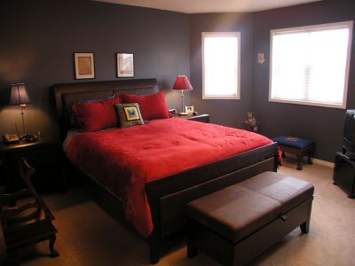 Yellow bedroom decor Red Bedroom Design, Red Bedroom Decor, Black Room Decor, Grey Bedroom Design, Black Bedroom Design, Red Bedroom, Black Living Room, Gold Bedroom, Brown Bedroom