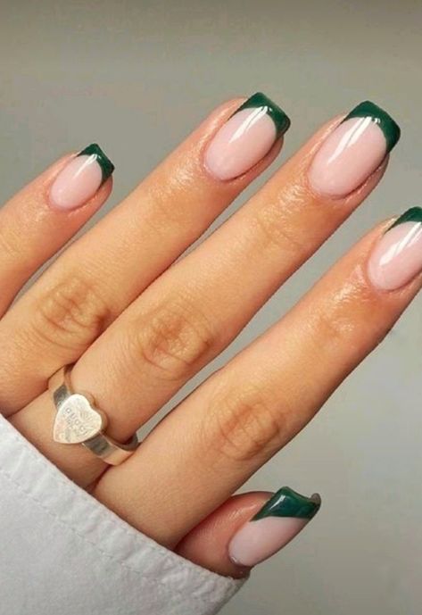 Medium Nail Length, Colored French Tip Nails, Trendy French Manicure, French Manicure Ideas, French Manicure Nails, Manicure Nails, Tip Nails, Manicure Ideas, Nail Length