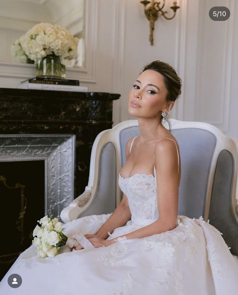 Grace Wedding Dress, Glam Inspiration, Wedding Glam, Ethereal Dress, Classy Wedding Dress, Dream Wedding Ideas Dresses, Wedding Dresses Photos, Classic Wedding Dress, Wedding Gowns Vintage