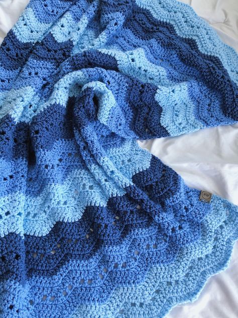 Baby Boy Afghan, Blue Crochet Blanket, Crochet Ripple Pattern, Green Baby Blanket, Blue Baby Blanket, Baby Afghan, Baby Afghan Crochet, Boy Blankets, Crochet Blog