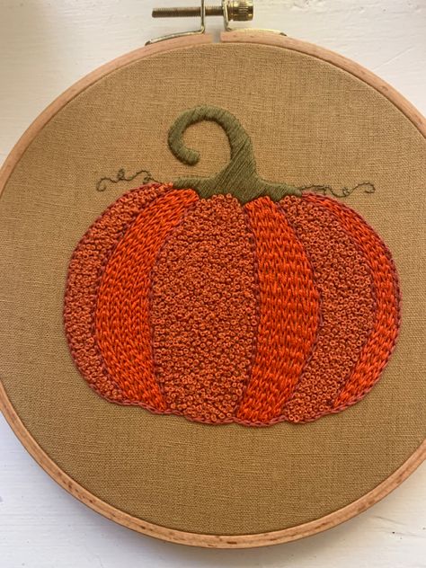 Embroidery pumpkin Embroidery Pumpkin, Embroidered Pumpkin, Autumn Embroidery, Pumpkin Embroidery, Pumpkin Stem, Embroidery Sweater, Living Art, Embroidery Ideas, White Embroidery