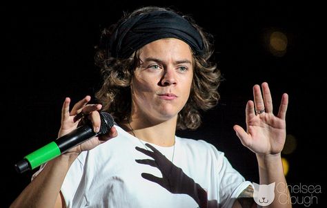 Where We Are Tour, Holmes Chapel, Harry Styles Wallpaper, Harry Styles Pictures, Harry Styles Photos, Mr Style, Fifth Harmony, Harry Edward Styles, Edward Styles