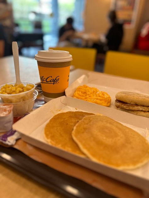 #mcdonalds #breakfast #pancakes #mccafe Mcdonald’s Breakfast, Mcdonald Breakfast, Breakfast Mcdonalds, Kfc Breakfast, Mcdonalds Pancakes, Mcdonald's Breakfast, Mcdonald's Aesthetic, Mcdonalds Breakfast, Best Pancake Recipe