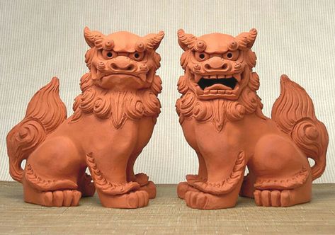 Okinawa Shisa Dog Tattoo, Shisa Dog Art, Okinawan Shisa Dog Tattoo, Shisa Dog Tattoo, Shisa Dog, Okinawa Tattoo, Wood Turtle, Guardian Lion, Stone Lion