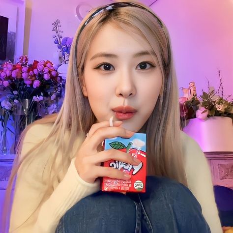 Rosé Eat, Rose Recipes, Park Rosé, Healthy Food Motivation, Rose Icon, Tolu, Black Pink Songs, Rosé Blackpink, Blackpink Rose