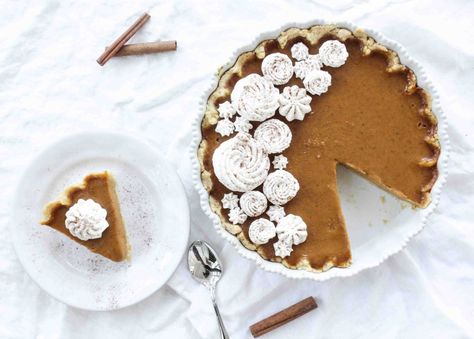 The PERFECT Pumpkin Pie with Bourbon Whipped Cream Pumpkin Pie Decoration, Whipped Cream Decoration, Pie Whipped Cream, Cornmeal Crust, Bourbon Whipped Cream, Cream Decoration, Baking Weights, Pumpkin Pie Cookies, Perfect Pumpkin Pie