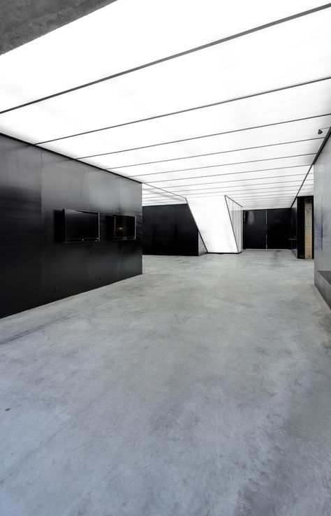 Gallery of Stone Art Gallery / O-office Architects - 5 Barrisol Ceiling Design, Barisol Ceiling, Barrisol Lighting, Art Gallery Design, Waffle Ceiling, Garage Ceiling, Stretch Ceiling, Art Galleries Design, Gray Concrete