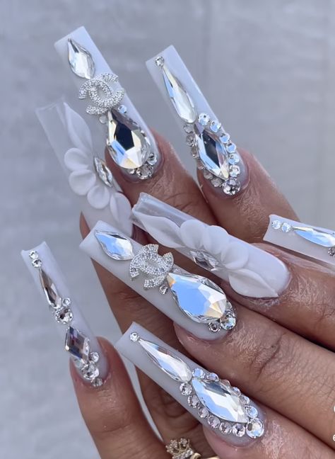 White Nails Prom Sparkle, Birthday Nail Set Ideas White, Cybery2k Nails, White Nails Bling, Birthday Nails White, White Bling Nails, Pink Sparkle Nails, Acrylic Nail Designs Classy, Prom Nail Designs