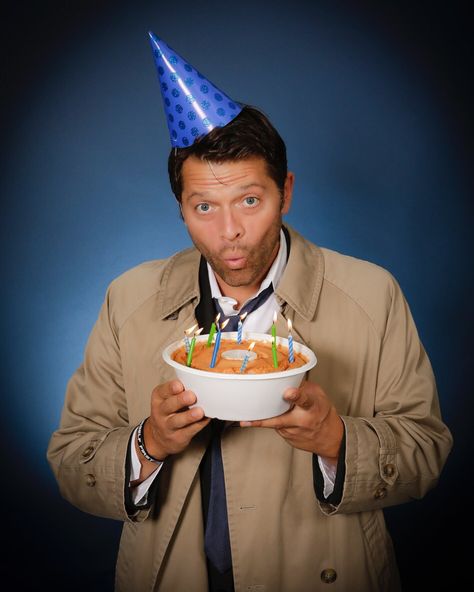 (15) Misha Collins (@mishacollins) | Twitter Dean Winchester Birthday, Supernatural Birthday, Castiel Spn, Gregorian Calendar, Dean Forester, Jensen And Misha, Jared And Jensen, Supernatural Cast, Two Brothers