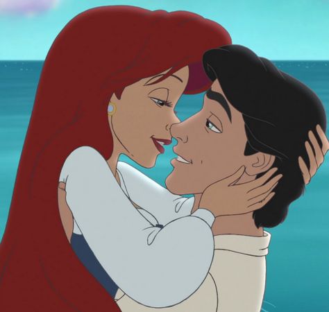 Disney Kiss, Ariel And Eric, Disney Romance, Disney Icons, Movies Disney, Disney Princess Images, Mermaid Pictures, Disney Ariel, Disney Princess Pictures