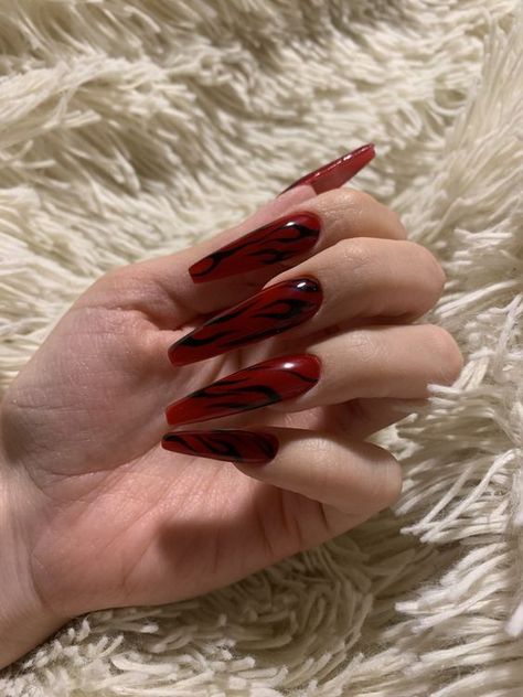 Dark Cherry Red Nails With Design, Red And Black Nails Design Classy, Dark Red Nails Design, Wine Red Nails Designs, Dark Red Nails With Design, Hot Red Nails, Nails Dark Red, Black Cherry Nails, Red Black Nails