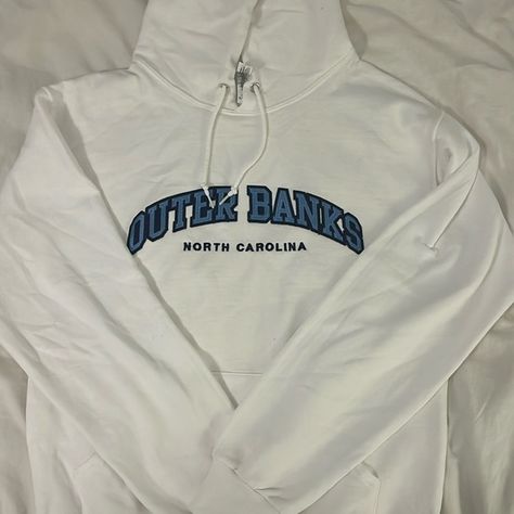 White boathouse outer banks hoodie Boathouse Hoodies, Outer Banks Hoodie, Makeup Stuff, Hoodie Fits, Barbie Dream, Really Cute Outfits, Outer Banks, House Boat, School Stuff