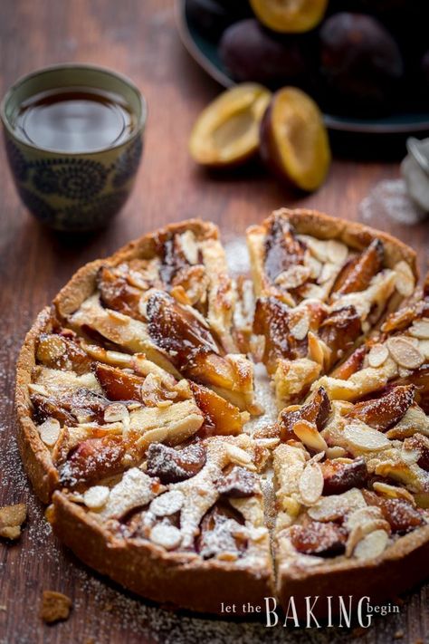 Plum Tart, Gluten Free Desserts Healthy, Plum Recipes, Sweet Pies, Gluten Free Dessert, Gluten Free Desserts Recipes, Tart Recipe, Almond Cream, Sweet Pie