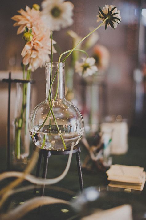 The bride is a pharmacist ;)  Photography by StudioCastillero.com, Event Design & Planning by AliciaKDesigns.com Chemistry Wedding, Science Wedding, Science Party, Science Themes, Beakers, Wedding San Francisco, Vase Centerpieces, Party Centerpieces, Test Tube